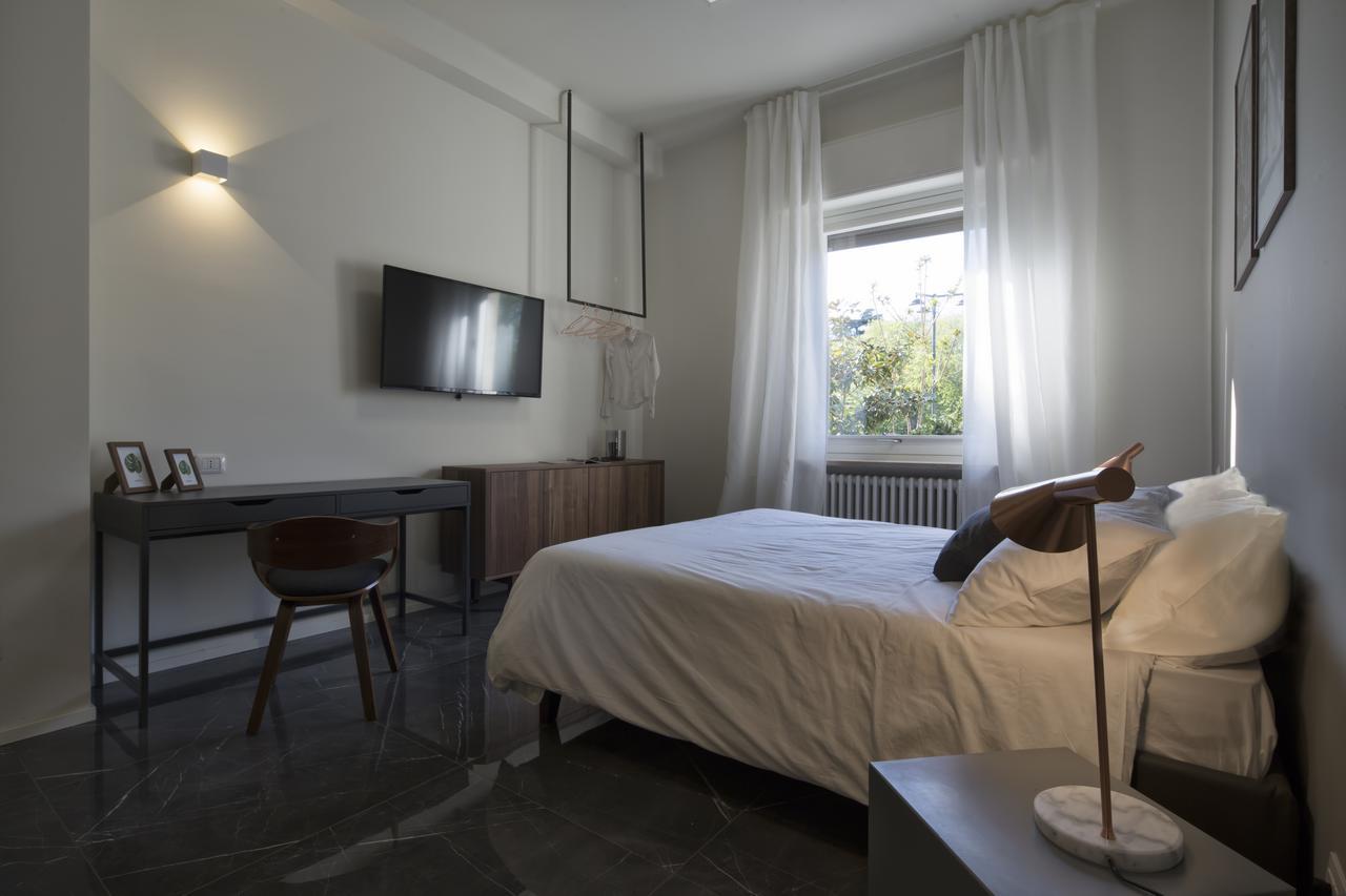 Suite Vogue Stazione Voghera Eksteriør billede